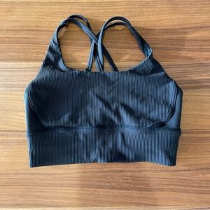 lululemon sports bra, Size 4, black